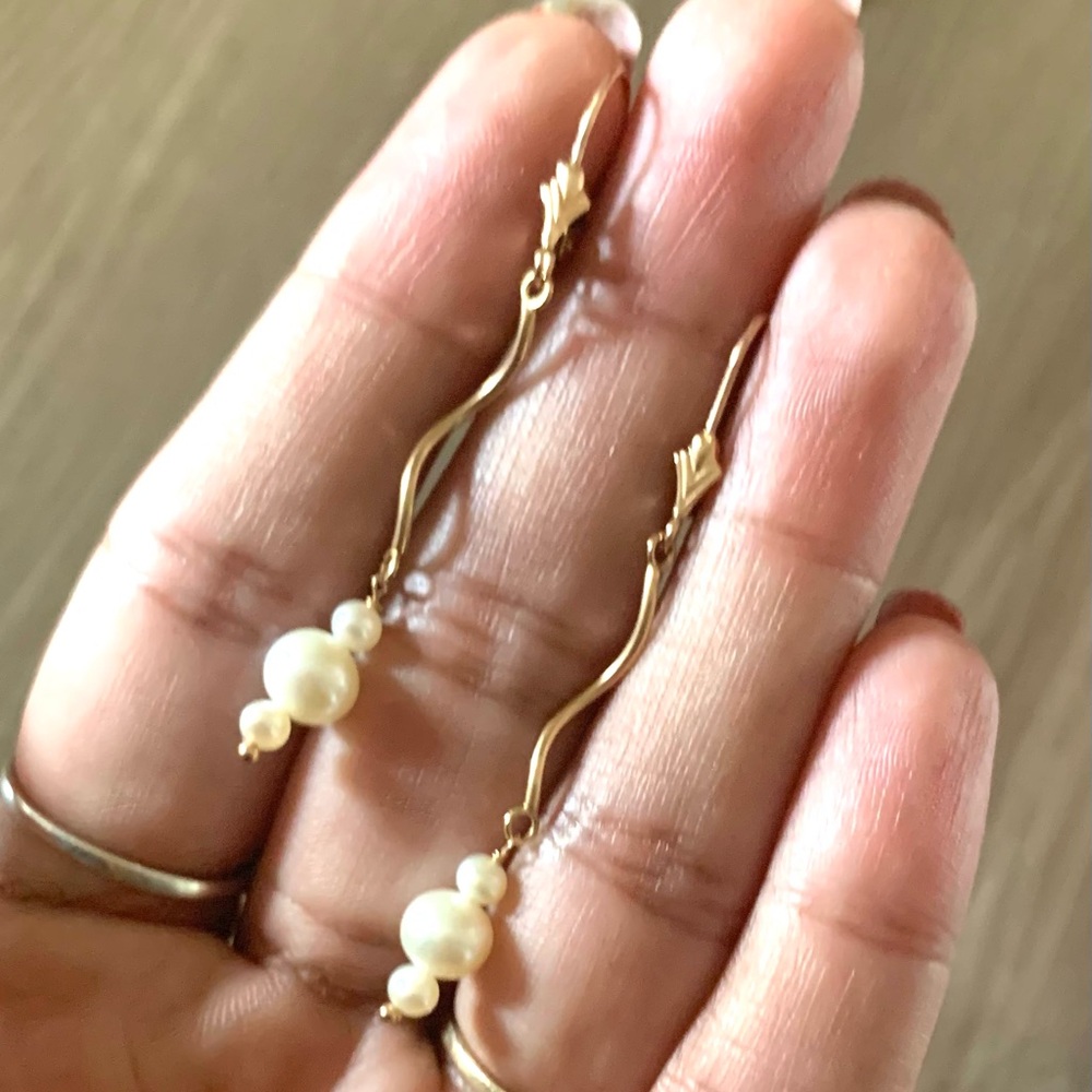 14k Gold Pearl Earrings